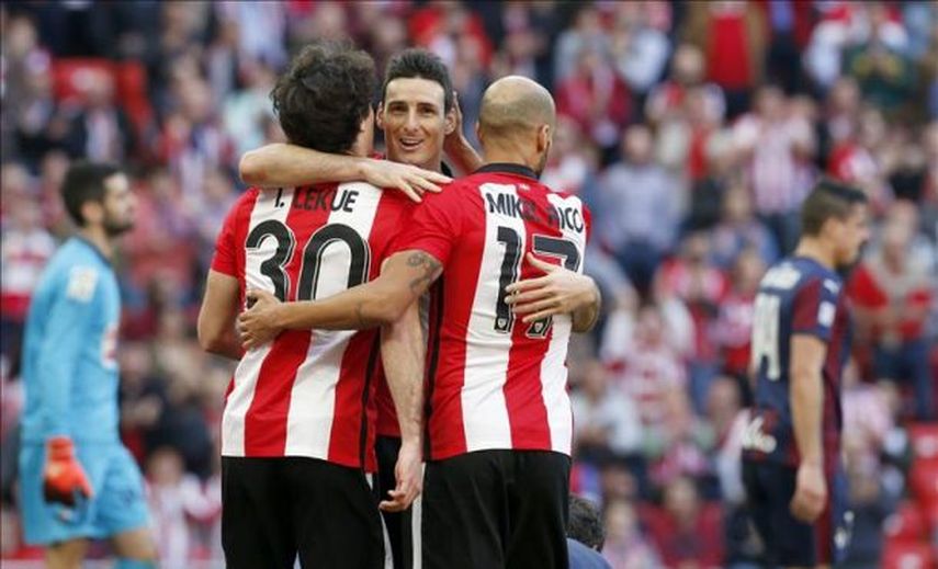 5-2. El Athletic golea al Eibar en una espectacular matinal en San Mamés