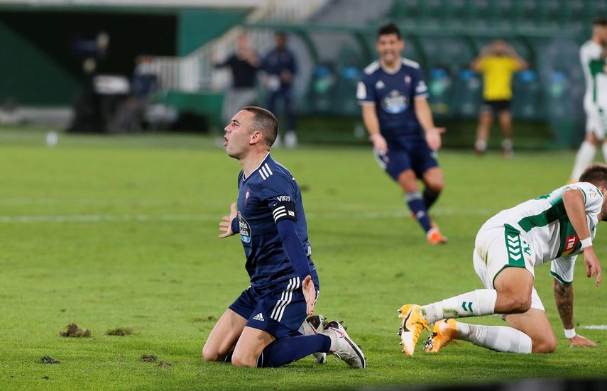 El Elche empató de forma agónica en su última visita a Vigo