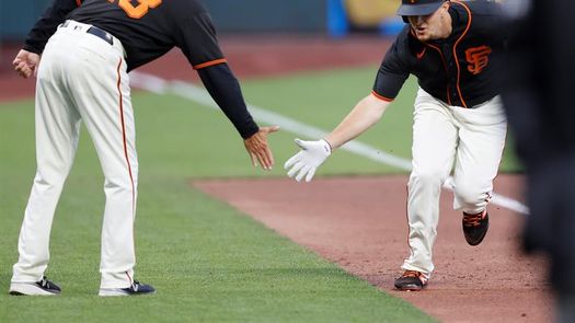 Los Gigantes blanquean a los Marlins