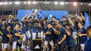 Los Owls del AIP son los campeones de Liga10