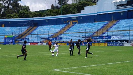 Selección Nacional Femenina de Panamá golea a Belice en la Copa Centroamericana