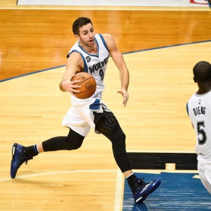 Un doble-doble de Rubio no impidió la derrota; triunfos de Mirotic e Ibaka