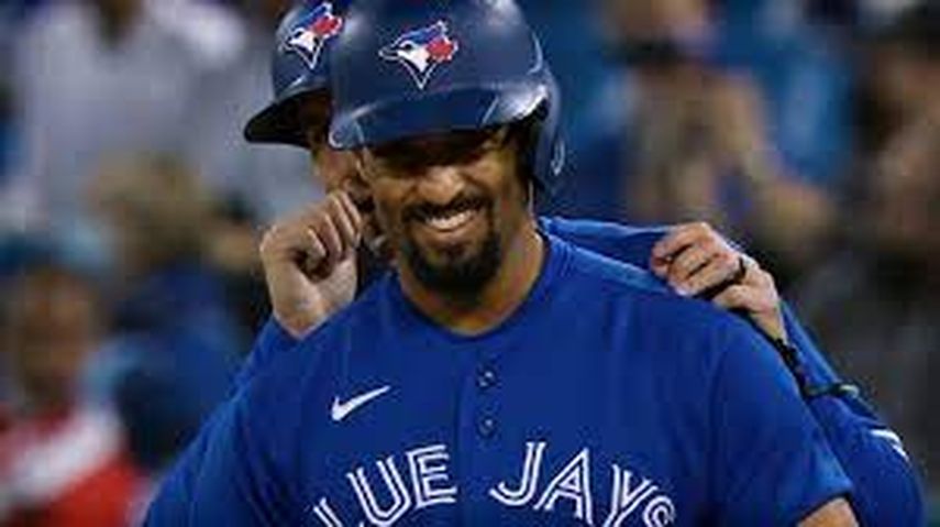 Semien pacta por 7 años con Texas