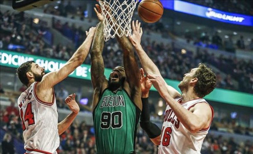 Pau Gasol se exhibió ante Placido Domingo