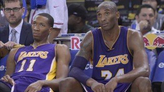 Rockets, Mavericks y Warriors ganan y dan espectáculo; los Lakers se hunden