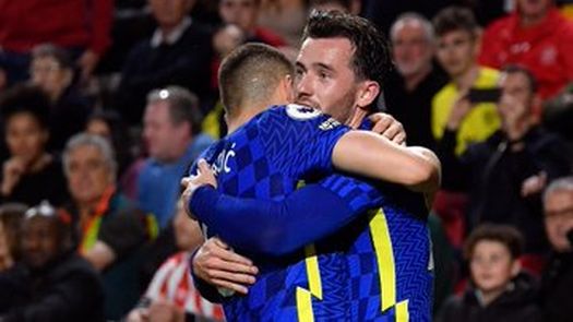 El Chelsea recupera el liderato contra un Brentford que mereció más