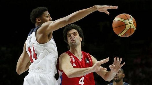 99-101. Davis aprovechó la ausencia de Durant y fue la estrella ganadora
