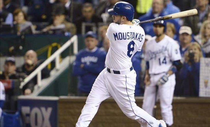 Moustakas y los Reales llegan a un acuerdo y evitan el arbitraje