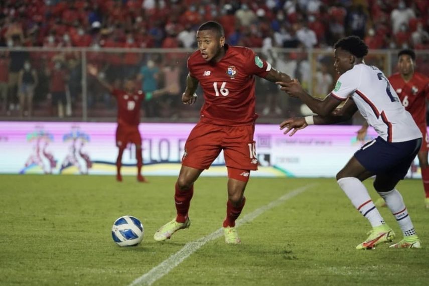 Alfredo Stephens se perderá el duelo ante El Salvador