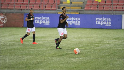 Santa Gema y Árabe Unido ganan; Chorrillo se lleva un amargo empate.