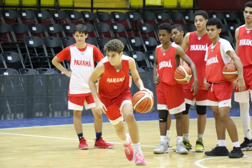 La Preselección Nacional se prepara con miras al Centrobasket U15
