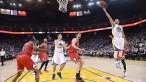 Los Warriors recuperan la mejor marca de la liga, triunfo sufrido de Portland