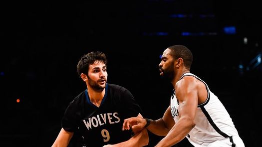 91-98. Martin fue el líder encestador y Rubio coqueteó con el triple-doble