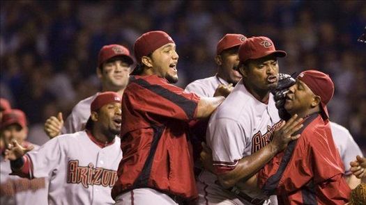 7-5. Peralta dirige la lluvia de jonrones de los Diamondbacks