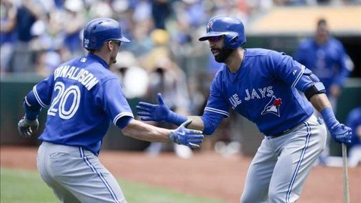 7-6. Donaldson impulsa la victoria de los Azulejos