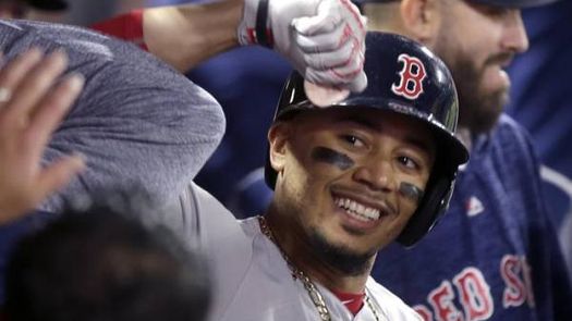 4-3. Betts pega un jonrón y marca la victoria de los Medias Rojas sobre los Mellizos