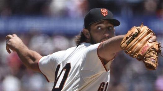 9-0. Bumgarner controla desde la lomita de los Gigantes a los Dodgers