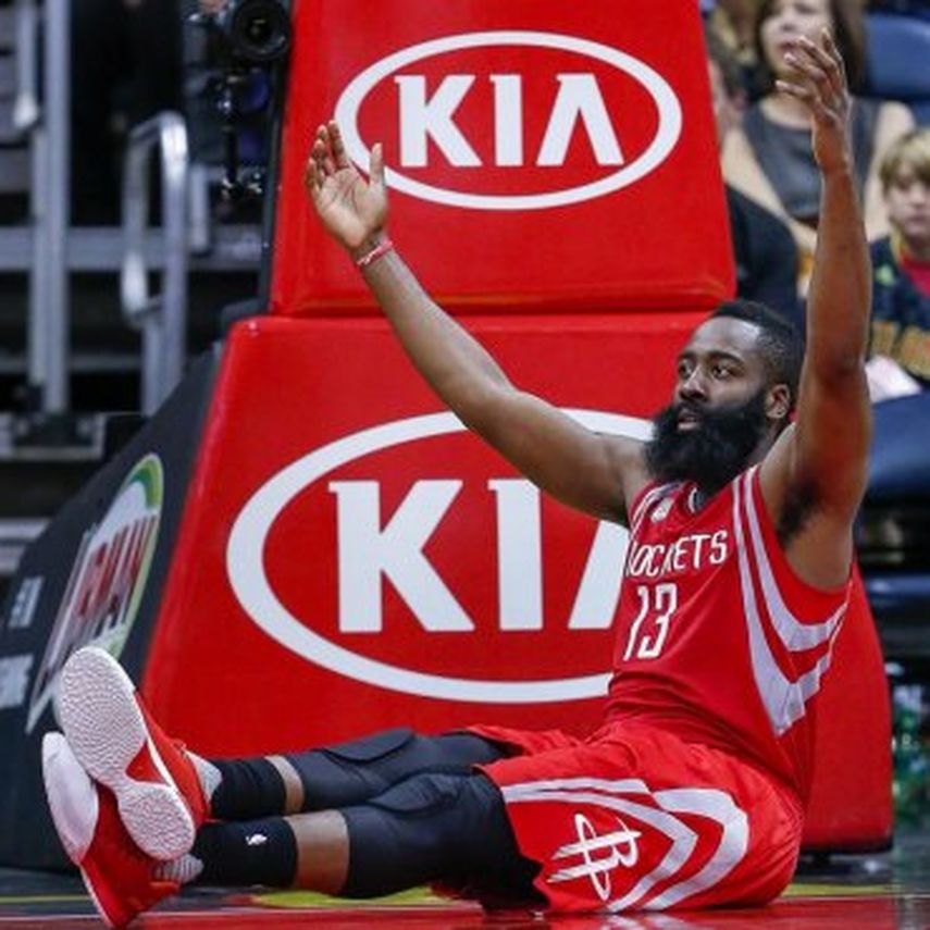 115-88. Harden y Rockets exhiben su poder ofensivo ante Sixers