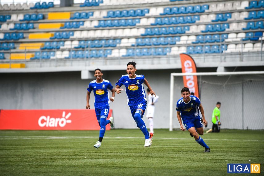 Enorme victoria de La Salle para mantenerse en la lucha