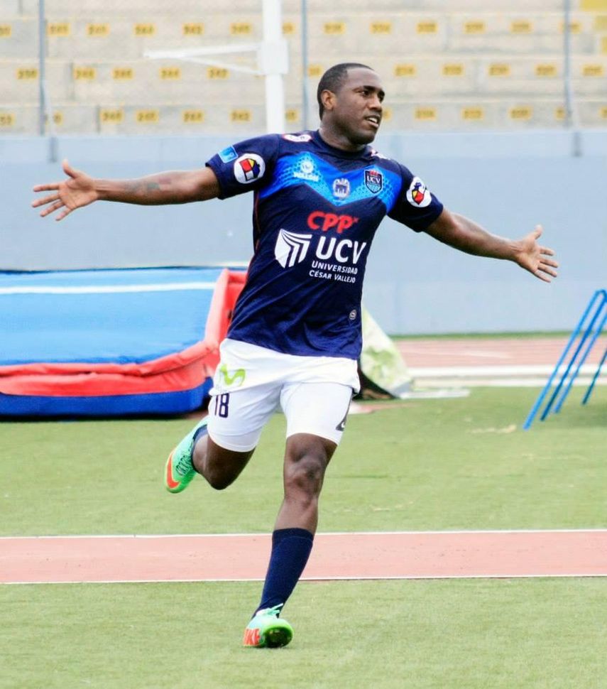 Luis Tejada anota en el triunfo del César Vallejo ante la UTC