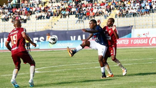 Luis Tejada marcó gol en el triunfo de César Vallejo ante Los Caimanes en el Torneo del Inca