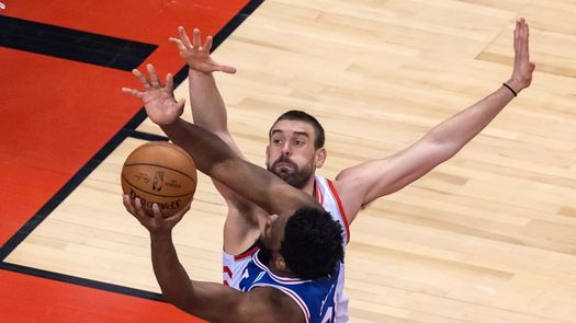 Raptors y Nuggets se muestran muy superiores a Sixers y Trail Blazers
