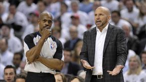 86-83. Ante los Grizzlies, Middleton lideró el primer triunfo de Kidd con los Bucks