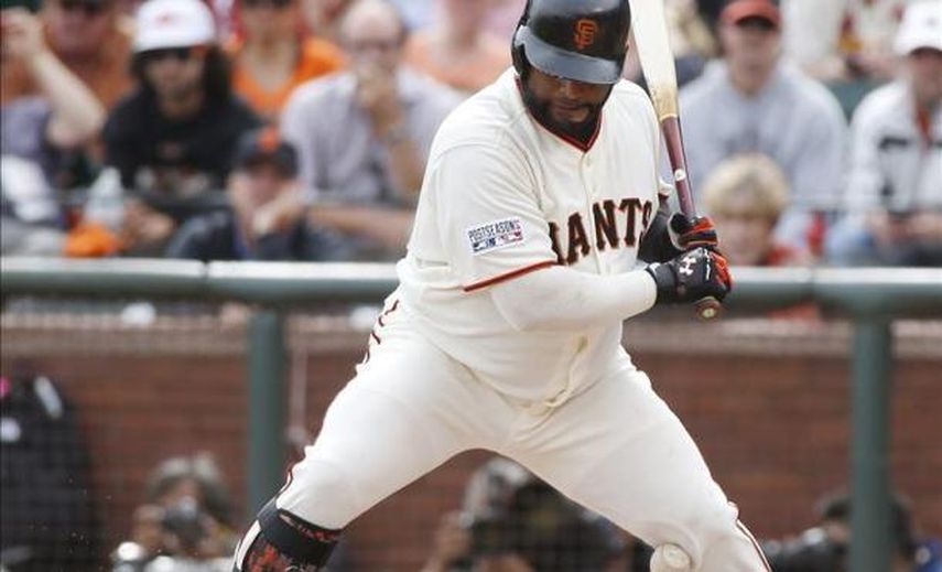 El ataque y defensa de Sandoval puso a Gigantes en la Serie Mundial