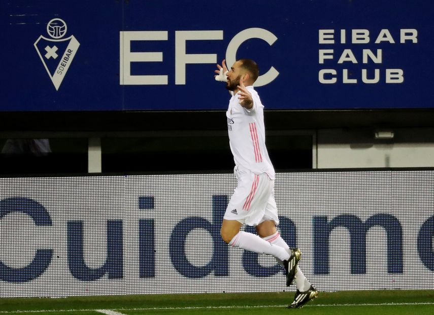 1-3. El Real Madrid reina en una bella postal