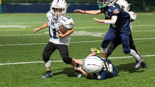 La Micro Contact KFL puso en marcha su segundo semestre con triunfo de los Raiders. La Micro Contact KFL puso en marcha su segundo semestre con triunfo de los Raiders.