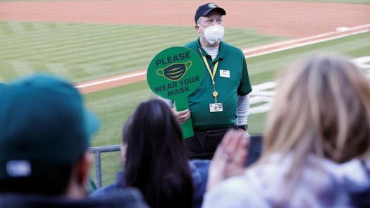 Marineros y Atléticos, imparables, en la celebración del Día de Jackie Robinson