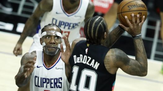 120-106. DeRozan y los Spurs vengan la derrota anterior y ganan a los Kings