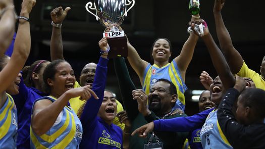Las Correcaminos ganan el título de la LPBF