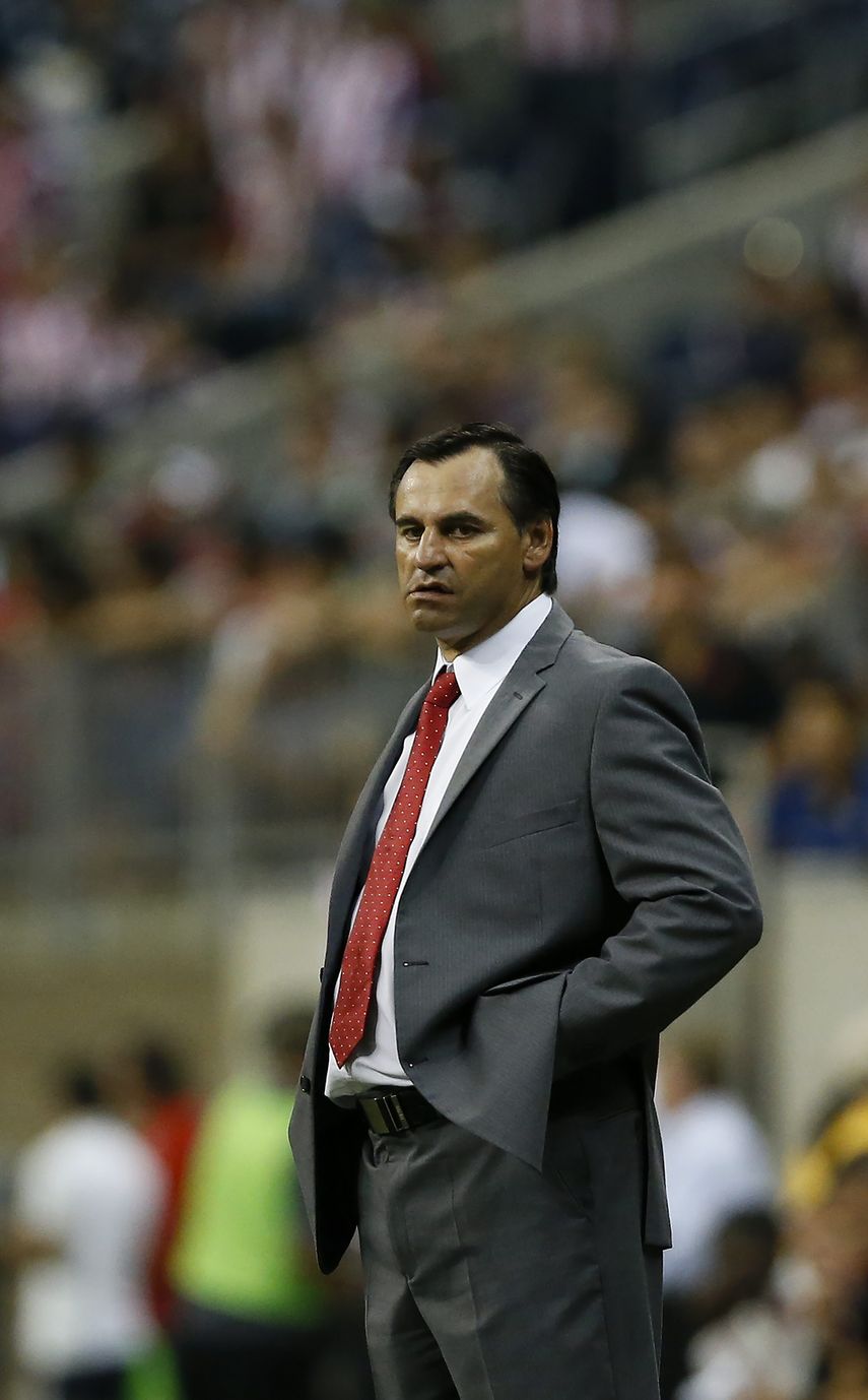 Alianza Lima llega líder al clásico con Universitario