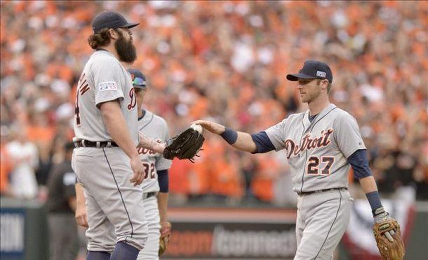 6-5. Kinsler y Romine remolcan dos carreras cada uno para los Tigres