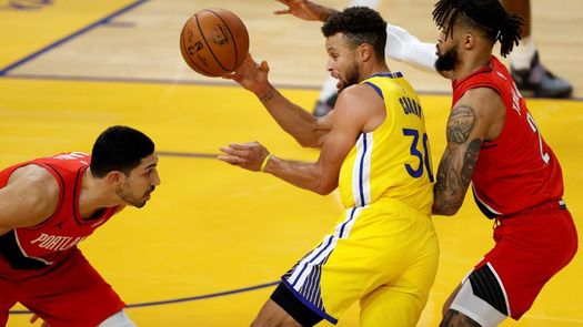 Stephen Curry reivindica protagonismo para los Warriors en la liga