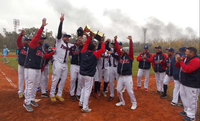 La novena de Panamá se ganó su derecho de estar en el béisbol de los Juegos Panamericanos de Chile 2023 tras ganar el Clasificatorio que se jugó en junio en Buenos Aires