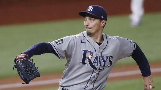 Los Padres convierten a Blake Snell en su abridor estrella
