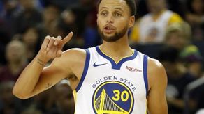 95-105. Curry y Thompson ayudan a los Warriors a ganar el duelo de líderes ante Bucks