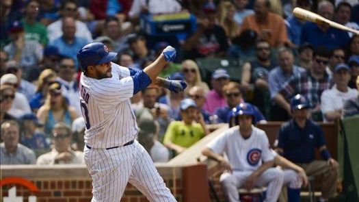 7-4. Navarro y Encarnación castigan con jonrones a los Rays
