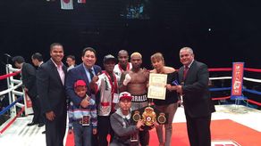 Jezreel Corrales recibió el 2017 ganando nuevamente en Japón