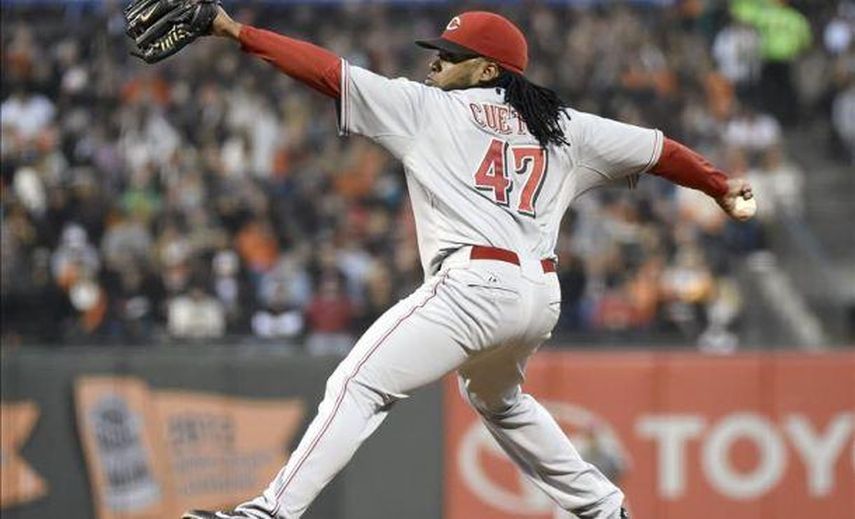 2-1. Cueto vence desde la lomita a los Mets