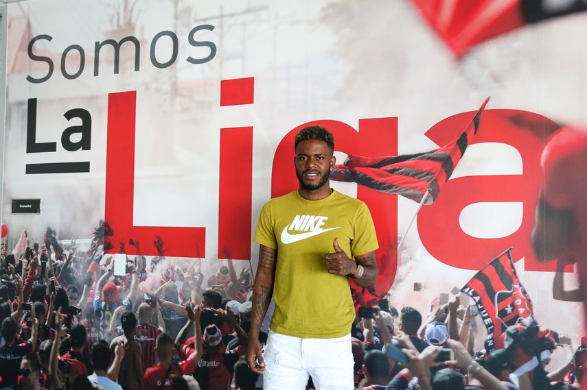 Góndola las instalaciones de Alajuelense.&nbsp;