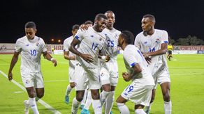 Jose Fajardo regresa con cuota goleadora a la selección