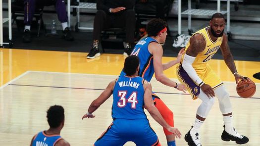 114-113. James lidera la sexta victoria seguida de los Lakers