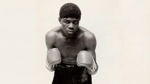 El panameño Enrique Pinder fue campeón mundial de peso gallo (118 libras) de la AMB y CMB. Foto: Cortesía/@wbcboxeo