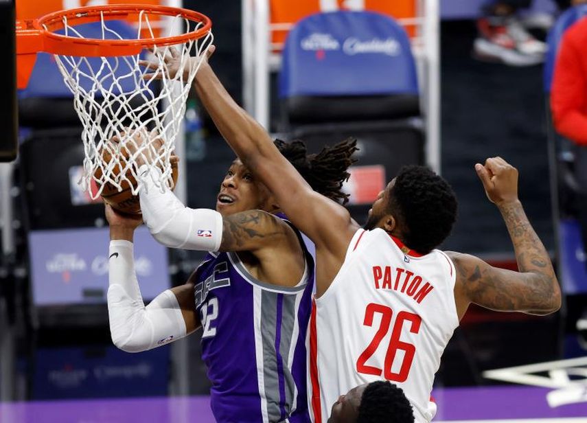 125-105. DeAaron Fox y los Kings dejan a los Rockets con la decimocuarta derrota