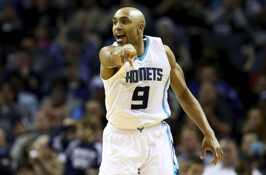80-71. Henderson lidera la victoria de los Hornets sobre los Pacers