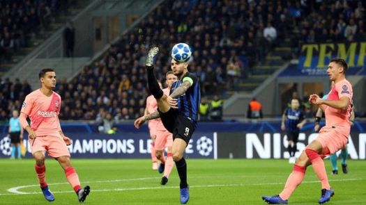 1-1. El Barcelona empata sin Messi en Milán y se mete en octavos