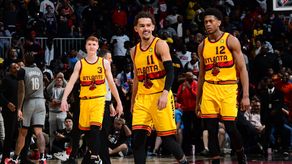 Los Hawks vencieron en casa a los Nets y siguen con opciones de acceder al sexto puesto